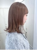 ハイトーンミディアムストレート 外ハネボブ ベージュイメチェン
