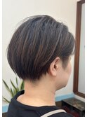 大人女性ツーブロックショートスタイル