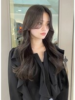 ネオリーブ チロル 横浜西口店(Neolive CiroL.)&nbsp;大人ガーリー顔周りカットレイヤーカットダークアッシュ【横浜】