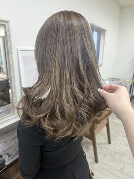 ヘアー アトリエ アンジー(Hair Atelier Angee) ベージュカラー♪