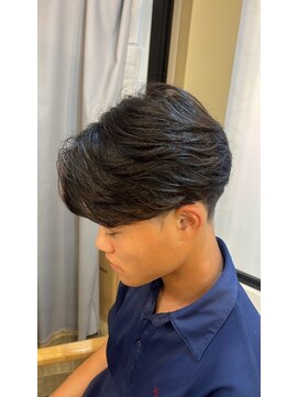 ディオ 町田店(DIO) カルマパーマ【メンズパーマ/センターパート/ニュアンスパーマ】