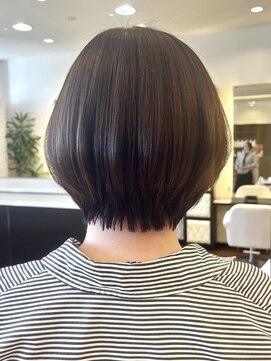 ヴィサージュ ギンザ VISAGE GINZA 丸みショートボブ