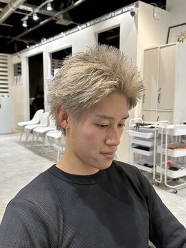 ルーストデラックス 京都河原町三条(ROOST dx) ブロンドベージュスパイキー