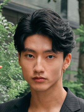 エリマ 横浜西口(elima) 横浜西口刈り上げセンターパートニュアンスパーマメンズカット