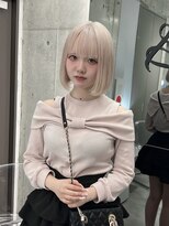 ローレン(Lolen.)&nbsp;【ホワイトカラー/うちに収まるボブ】しまゆー