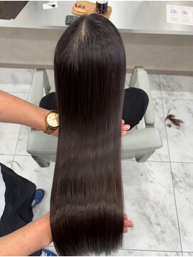 キング 心斎橋店(K!ng) ハイライトカラーミルクティーベージュレイヤーカットオルチャン