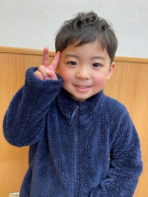 【駐車場あり】1～2歳のお子様カットも◎キッズ歓迎のアットホームサロン☆イベントのヘアセットも予約OK♪