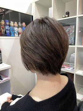 シンヤヘアーズ(SHINYA HAIRS) ショートスタイル