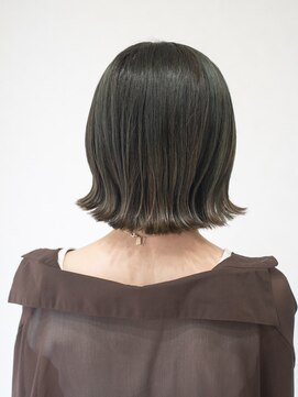 リアン(LIEN) ぱっつんボブ×ミントグレー