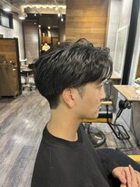 ハグ 横浜(HUG)&nbsp;フォーマルな雰囲気できまる＊ニュアンスセンターパート