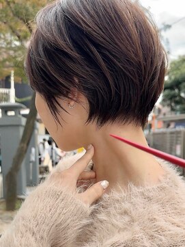 アイドットプラス 表参道(i.+omotesando) 簡単スタイリング小顔ヘアブリーチなしカラー丸みショートボブ