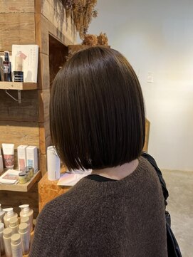 シーソー(SEE SOE) 切りっぱなしスタイル