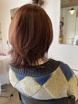 チルハウス(Chill-hus)&nbsp;ナチュラルくびれミディ立体感ハッシュカット20代30代大人可愛い