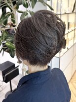 白髪を染めない白髪ぼかしミセスショート