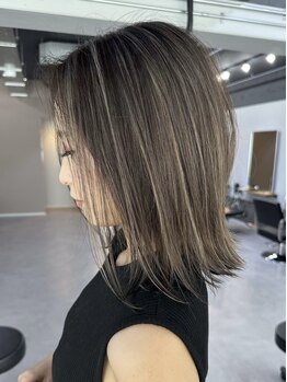 レブ ヘアーサロン(Reb, HairSalon)の写真/お客様の8割がミディアムやロングスタイル