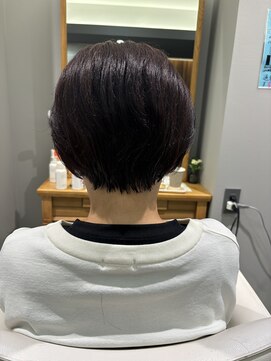 ファム 楽々園店(femme) ショートボブ