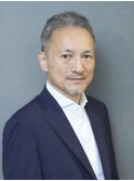 60代グレイヘア 白髪イケオジショート ナチュラルオールバック