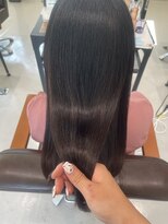 フォルテ 島田店 ストレートでうねりも広がりもまとまりある髪に