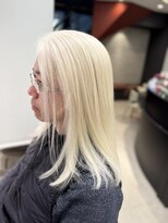 フュージョンサカエ(FUSION SAKAE) ブリーチ1回ホワイトヘア