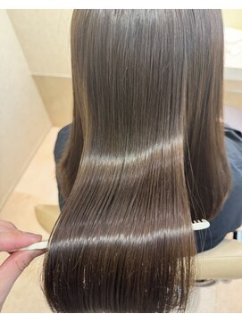 【完全個室サロン】Eleanor spa&treatment 北千住【3月31日 OPEN（予定）】 オリーブベージュ