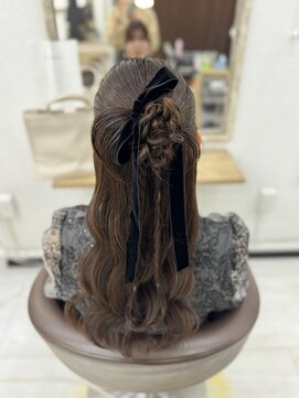 プティクローシェ バイ クオーレ(petite cloche by CUORE) カチモリハーフアップ