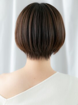 ドクターズサロン LAB 小山店 ツヤ髪ヘルシースタイル小顔丸みショートボブt小山20代30代40代
