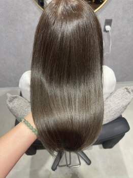 コロンヘアー(Colon hair)の写真/「薩摩川内市」デザインカラーを艶髪にしながら仕上げます