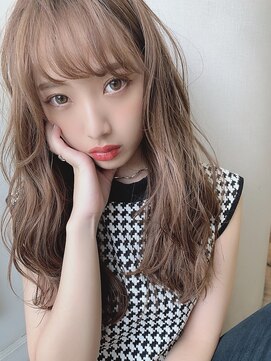 カイル(kyle) 透明感たっぷり♪グレージュカラー