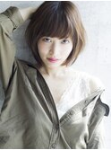 ひし形シルエットの小顔ショートヘア