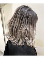 トルネード(TORNADO)&nbsp;外国人風ハイライトバレイヤージュシャドウルーツグレージュT122