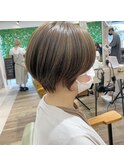 脱白髪染めハイライトベージュ大人美人ショートボブ*