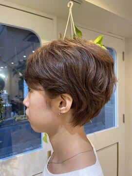 アンテシニヨン(Un the Shiniyon) ハンサムナチュラルショート