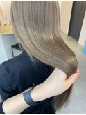 アーモンドベージュ