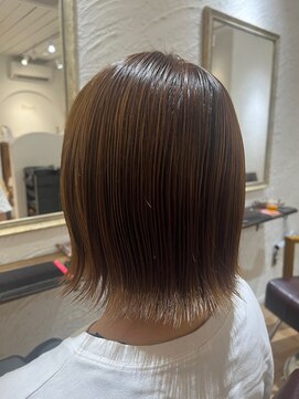 アマレット(Amaretto) 【外ハネ×ハイトーンベージュ】