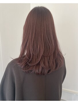 シンク オモテサンドウ(sync omotesando) 艶感たっぷりラベンダーカラーワンカールで決まるレイヤーカット