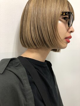 ノス 表参道(NOOS) 表参道駅/レイヤーカット/顔周り/ボブ/ダブルカラー/ブリーチ