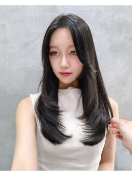 ロンドイディールバンダイ 新潟万代(Lond ideal) レイヤーカットウェットヘア×髪質改善×新潟万代