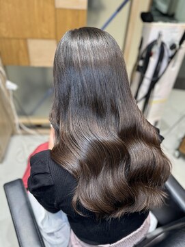 フォルテ 榛原パームス店 暗めカラーグランマッシュデザインカラーフェイスフレーミング