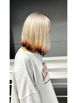 いろあそび 八王子 オレンジ×黒×ホワイトベージュ