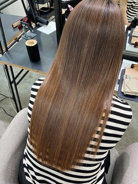 ラヴィエ(RAVIE) 【半田・髪質改善】縮毛矯正/トリートメント/マンツーマン