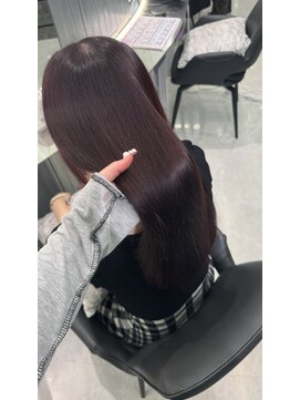 ジーナリア(Xena ria) 《rena》ボルドーカラー