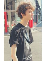 ジジバイワースホワイル(jiji by WORTH WHILE) 刈り上げセンターパートサーフカールフェザーパーママレットヘア