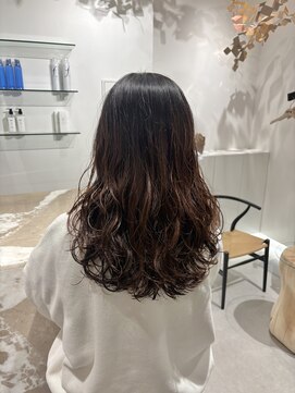 シアン 大須店(CYAN.) 大きめロングパーマ