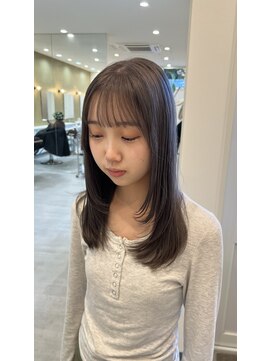 トパ タカオカ(topa takaoka) グレージュカラー×レイヤーカット