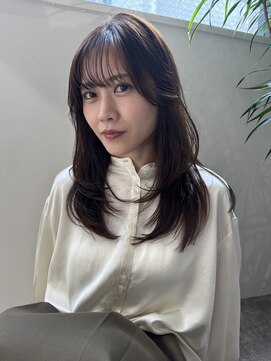 レヴリー(reverie) レイヤーカット髪質改善ダブルカラー白髪ぼかしヘッドスパ30代