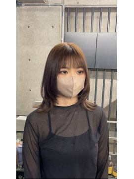 ローウェ 三軒茶屋(Louwe) 顔周りレイヤー