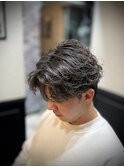 波巻きパーマツイストスパイラルパーマセンターパート　