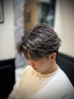 プラウド(PROUD)&nbsp;波巻きパーマツイストスパイラルパーマセンターパート　