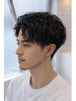 ゼロスバーバー(0's BARBER SHOP) シャドウパーマ/メンズパーマ/ツイスパ/波巻き/ツーブロック