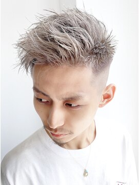 アンダーバーホワイト 天神店(_WHITE) フェードジェット